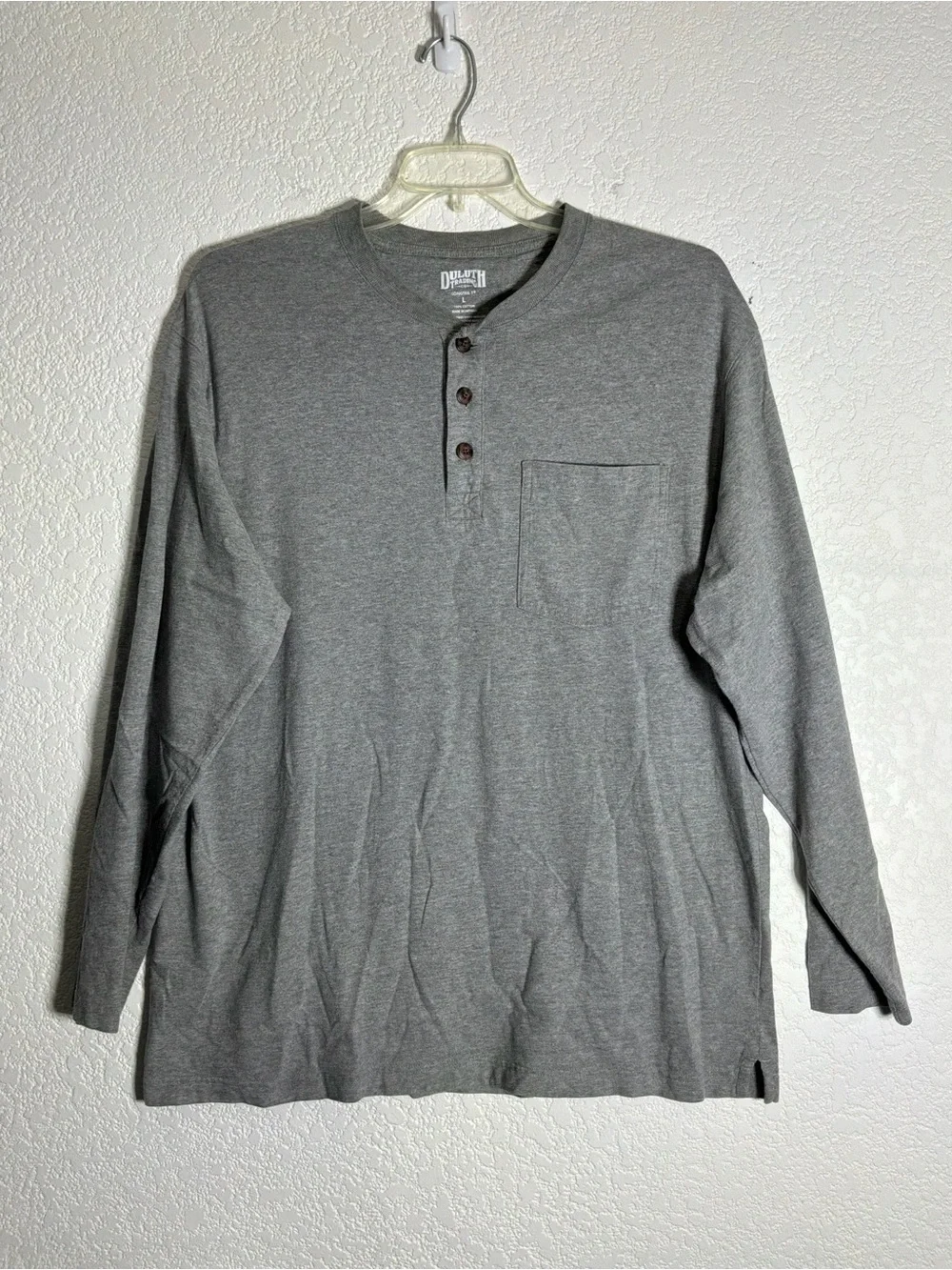 Duluth Trading Co. Longtail Long Sleeve Pullover Henley in Gray - Size Large
